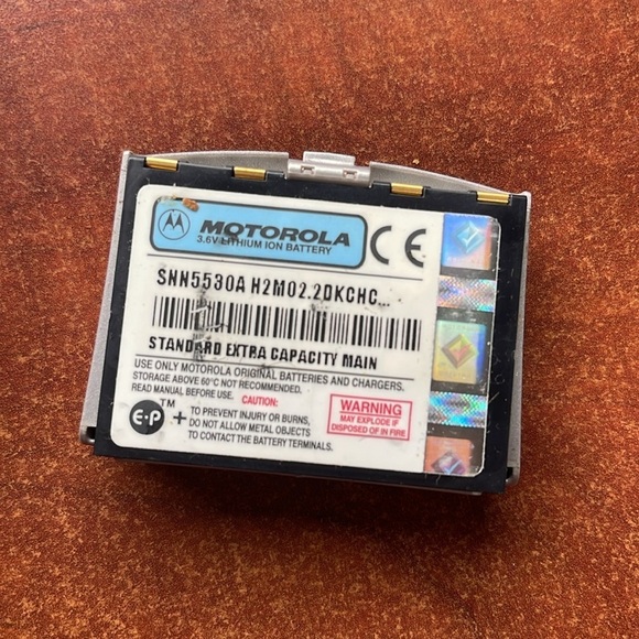 Vintage Mercedes-Benz Motorola Timeport Cell Phone sold as is. Preowned - Picture 3 of 12